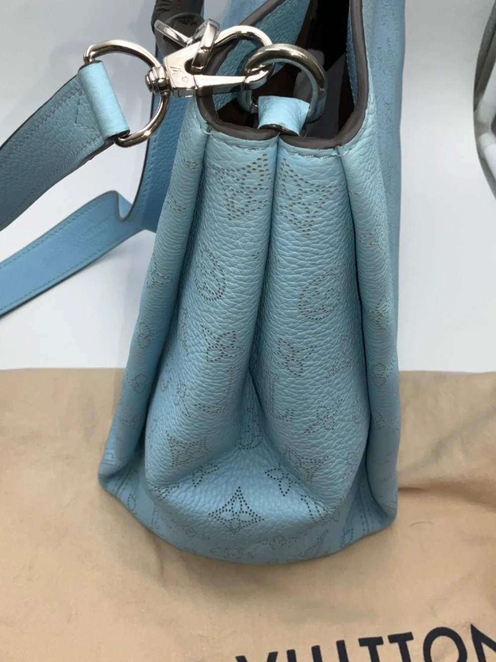 Louis Vuitton Ice Blue Mahina Leather Babylone PM 2 way